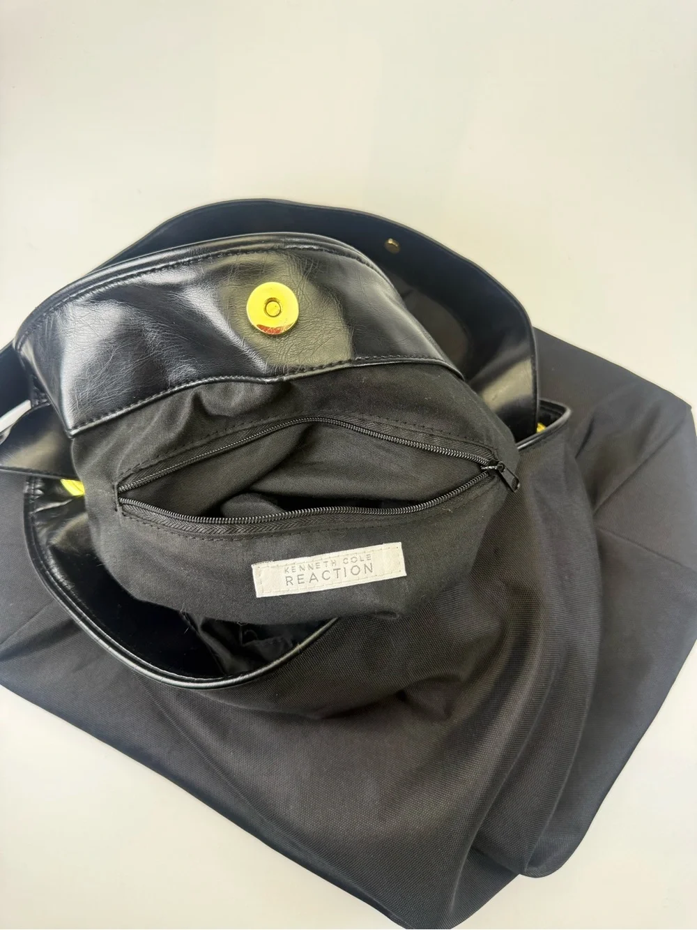 Kenneth Cole Reaction Black Nylon Large Hobo Shoulder Bag Tote Purse